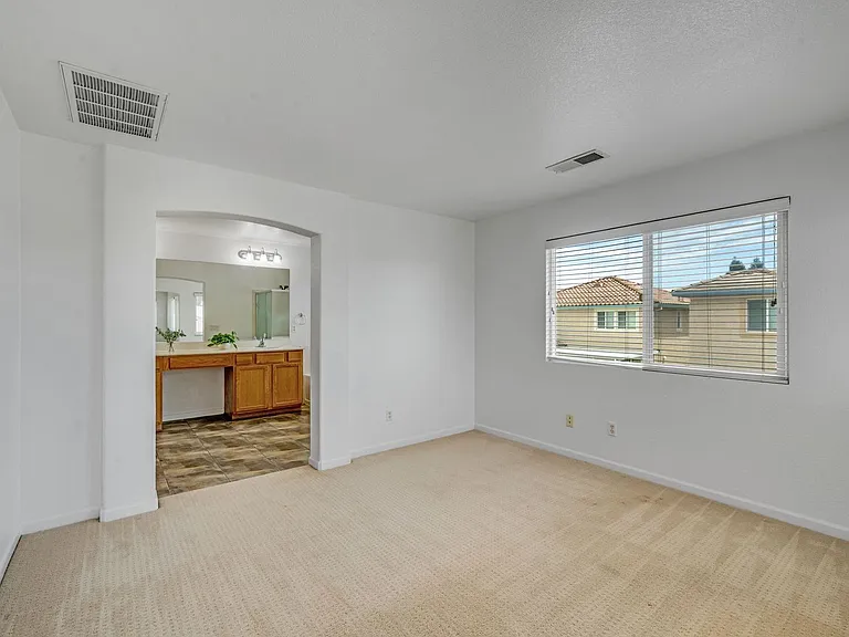 8739 Whitehouse Rd — Photo 28