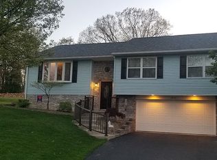 2723 Old Plank Rd, New Castle, PA 16105