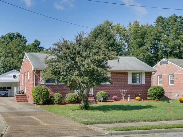 3204 W Weaver Rd, Hampton, VA 23666