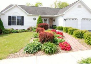 7 Prospect Dr, Reading, PA 19608