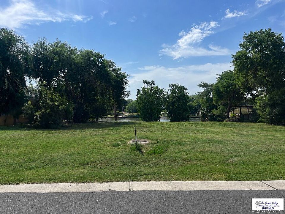 2nd image of 1005 Santa Ana Ave