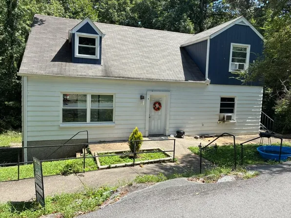 4 Battery Dr, Rossville, GA 30741