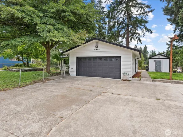 3914 246th Street Ct E, Spanaway, WA 98387