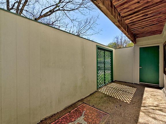 5th image of 6718 Silvermine Dr APT 201
