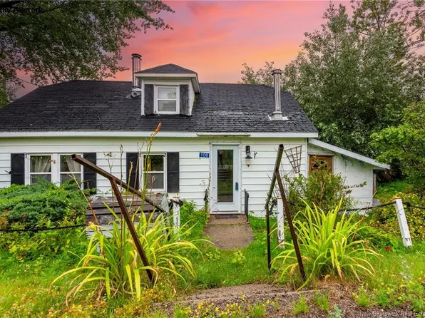 106 Letete Rd, Saint George, NB E5C 3H6