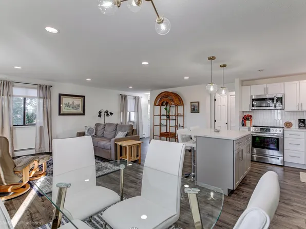 66 Girard Ave, Newport, RI