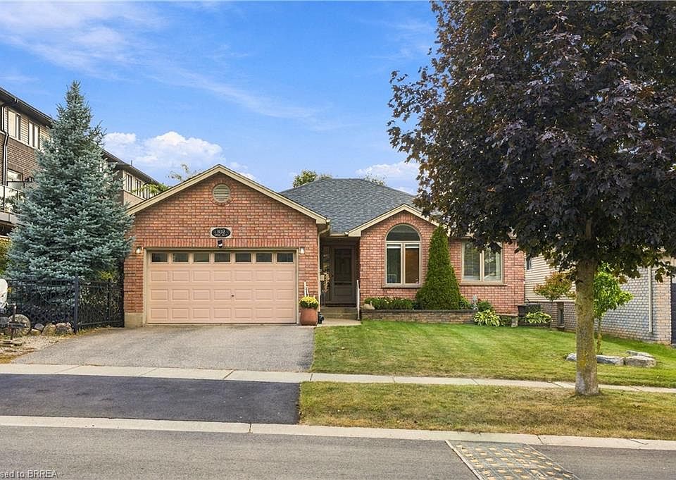 1st image of 102 Court Dr