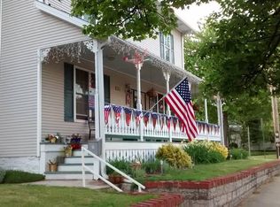 830 Henry St, Alton, IL 62002