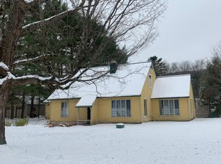 183 Brennan Rd, Fairlee, VT 05045