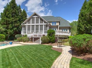 1701 Regents Park Ln, Greensboro, NC 27455