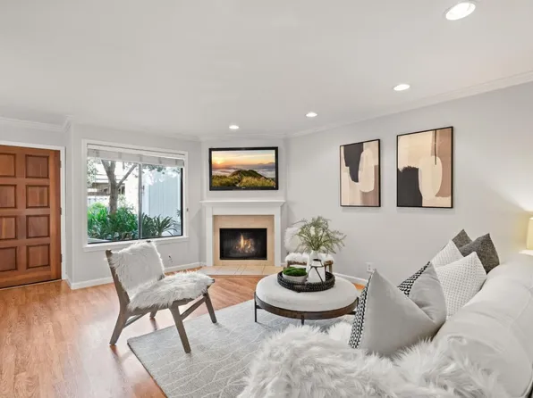 2859 S Bascom Ave APT 305, Campbell, CA 95008