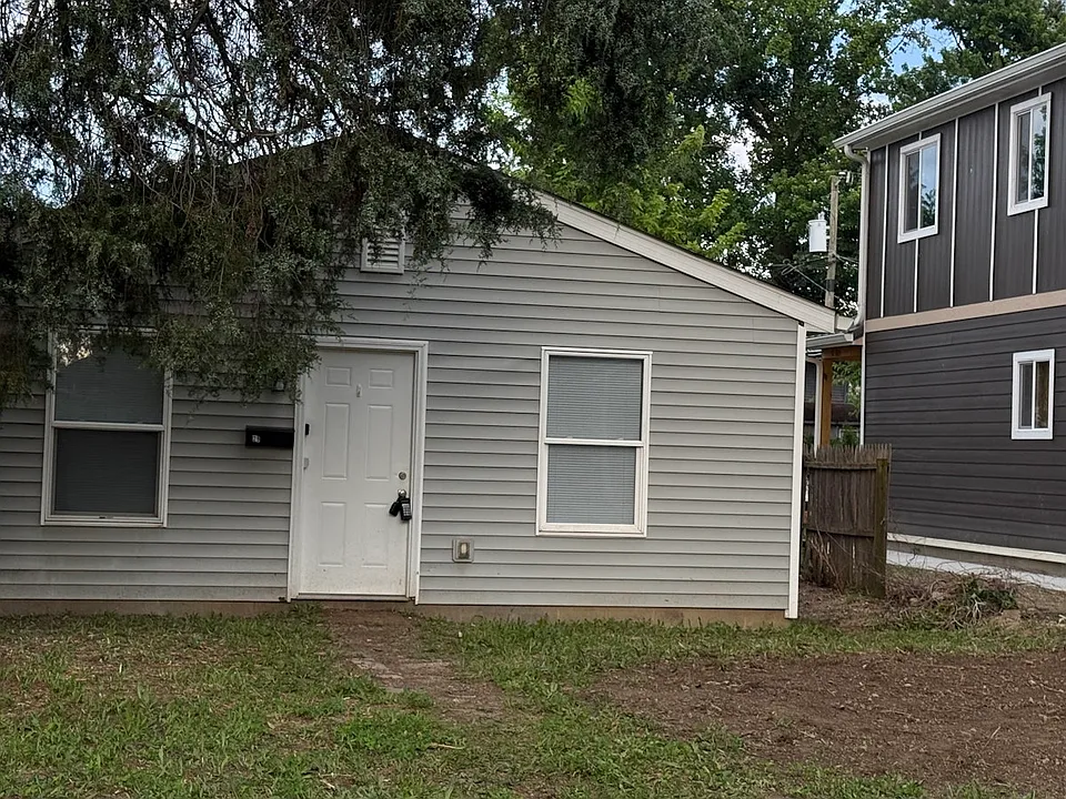 29 S Bradley Ave