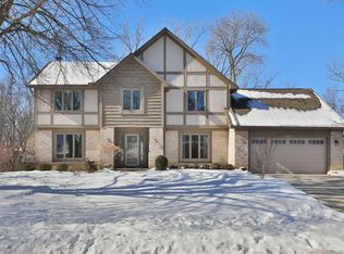 4051 Longhill Rd, Columbus, OH 43220