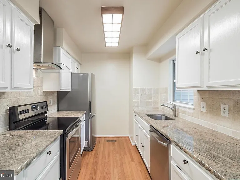 13831 Grey Colt Dr — Photo 3