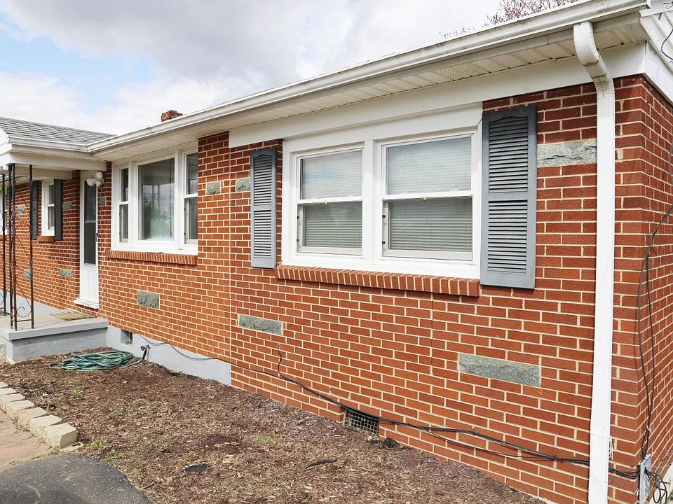 2961 Grit Rd, Hurt, VA 24563 Zillow