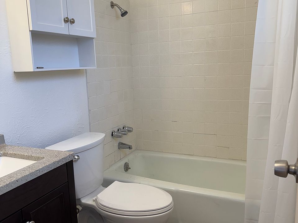 2nd image of 3433 Crest Ave SE #C