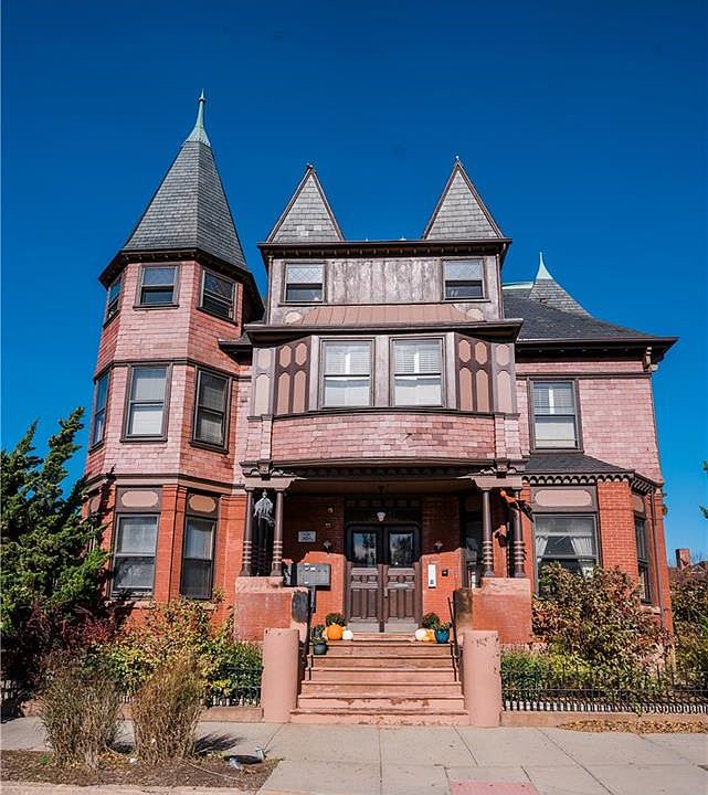 1st image of 1447 Westminster St APT 1C