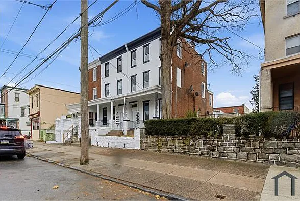 6320 Vine St #2 — Photo 3