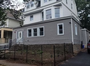 818 S 12th St #3, Newark, NJ 07108