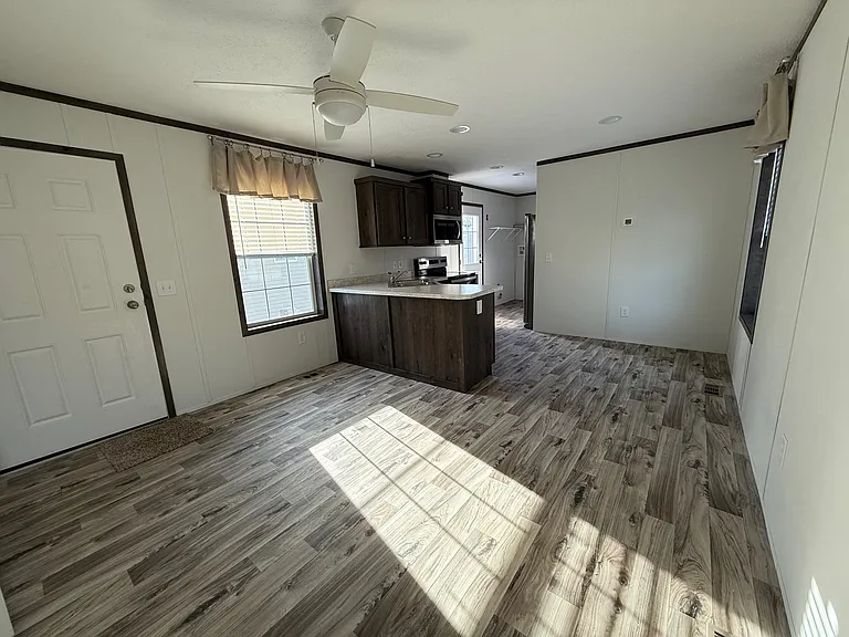 87 Front St #25 — Photo 5