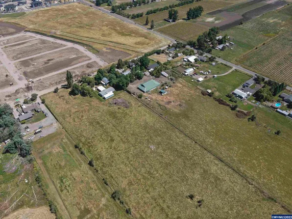 15097 Stubb Rd NE, Gervais, OR 97026