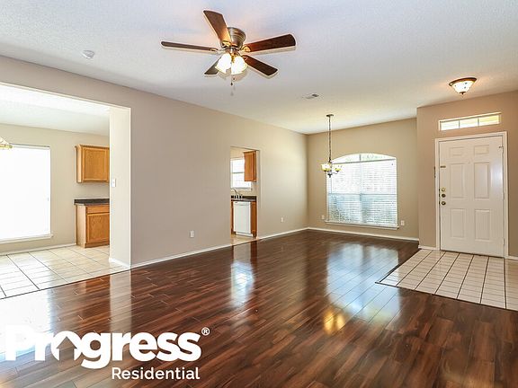 3rd image of 6705 W Lynn Creek Dr