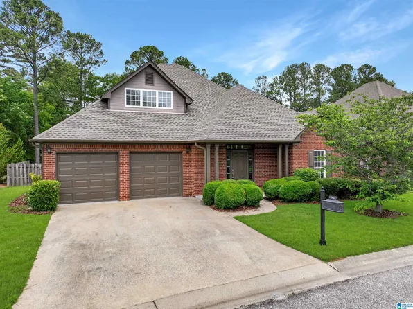 341 Creekside Ln, Pelham, AL 35124