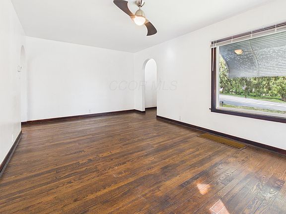 5th image of 805 Sheridan Dr