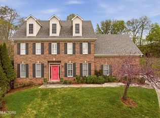10300 Evening Ridge Ln, Knoxville, TN 37922