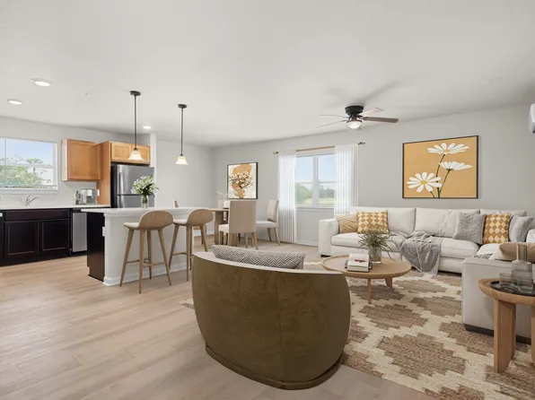 Spanish Moss Eco Apartments