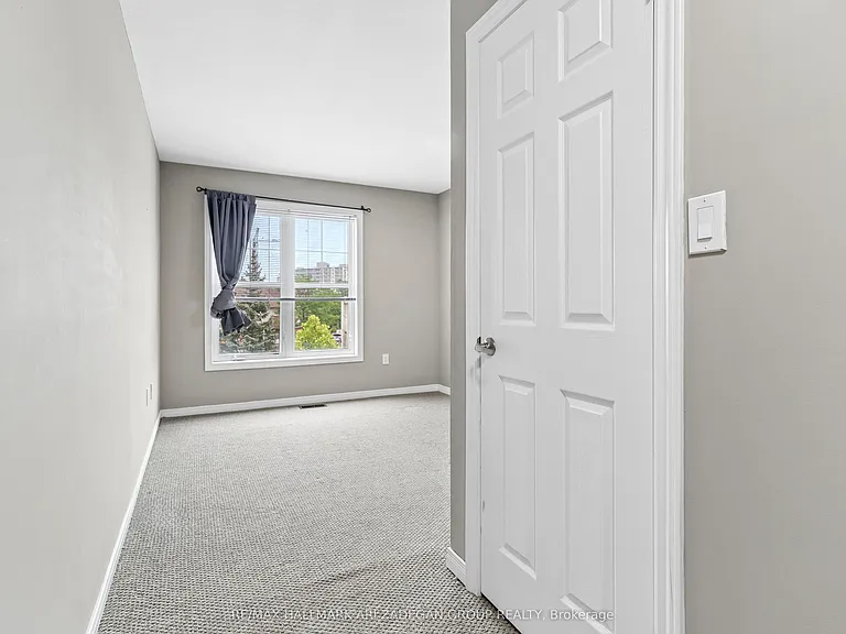 701 Homer Watson Blvd #74 — Photo 31