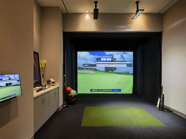 200 Amsterdam Avenue image 23 of 23