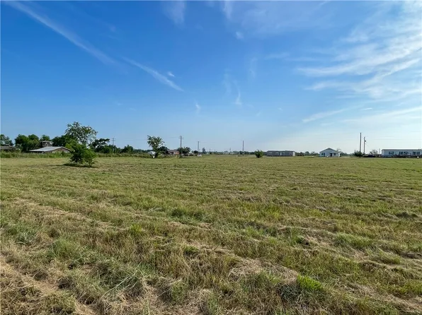7408 Catalina Hill Ct, Bryan, TX 77808