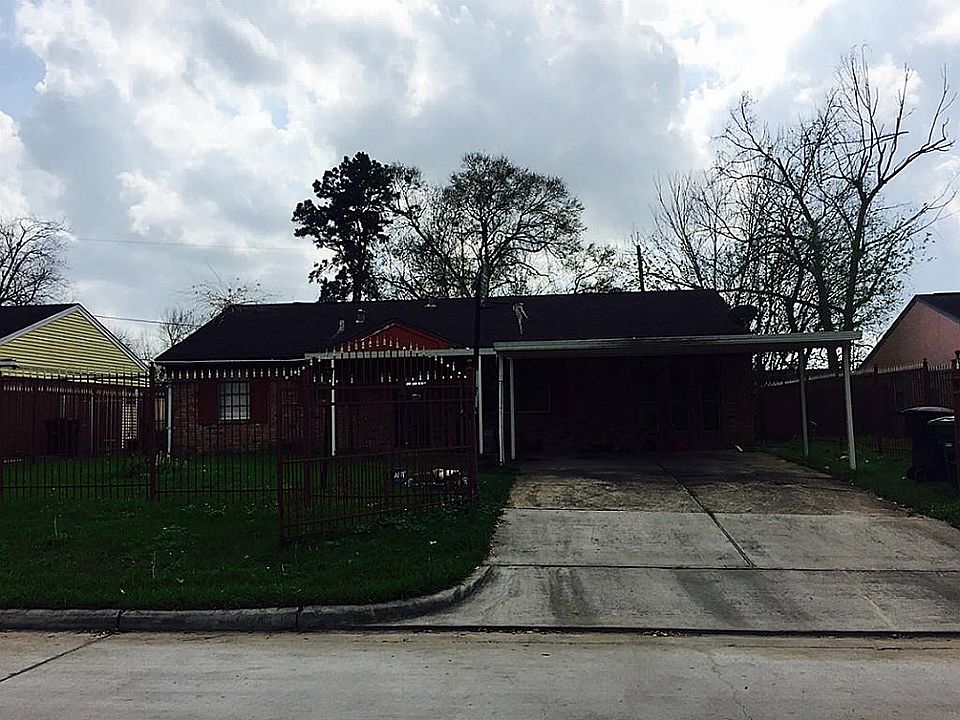 1st image of 5510 Cedarburg Dr