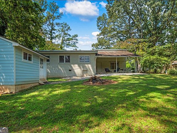4th image of 3175 Westwood Dr