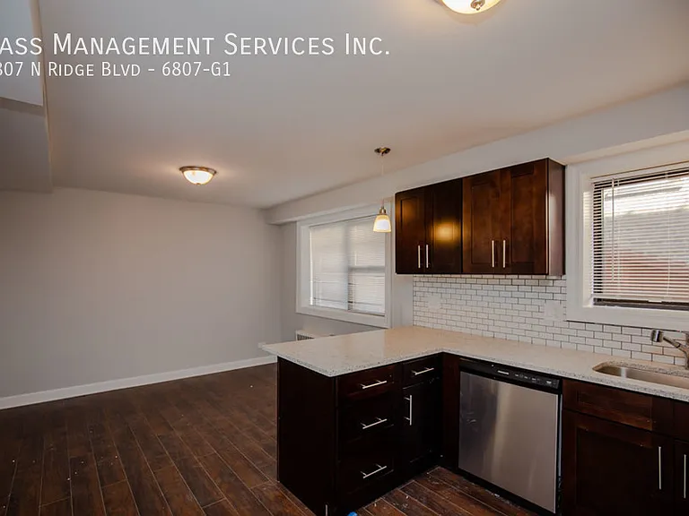 6801-09 N Ridge Blvd — Photo 49