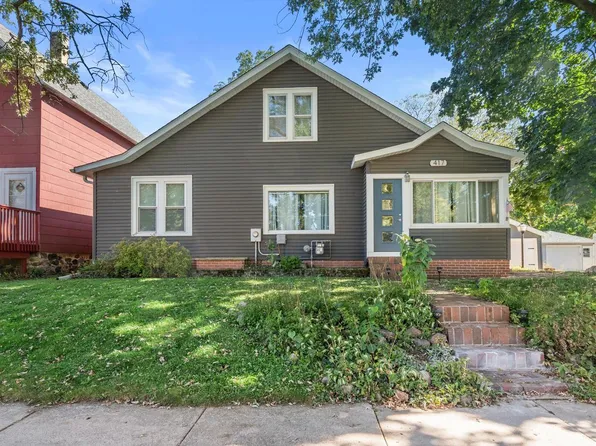 417 South Franklin STREET, Oconomowoc, WI 53066
