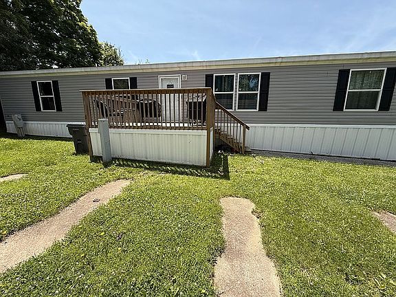 2nd image of 107 Becky Ct