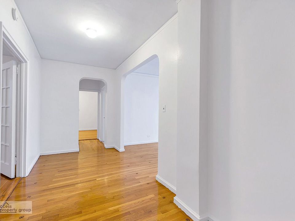 1st image of 251 Seaman Ave APT 2L