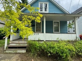 12319 Plover St, Lakewood, OH 44107
