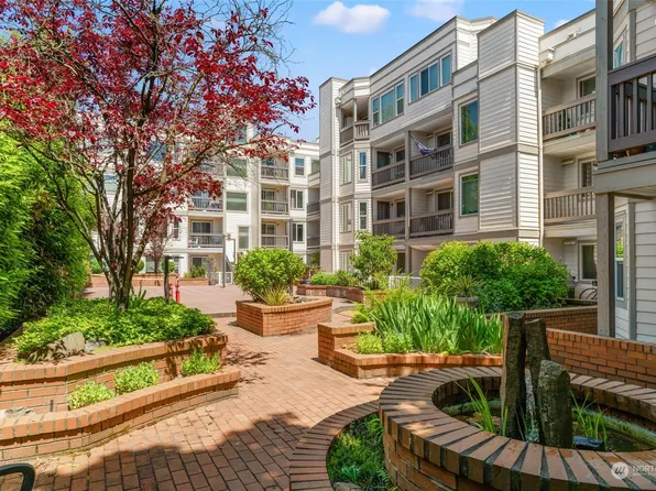 2152 N 112th Street #301, Seattle, WA 98133