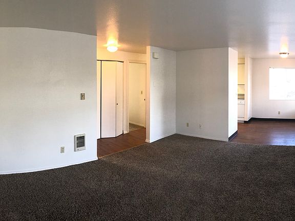 2X1 Living Room