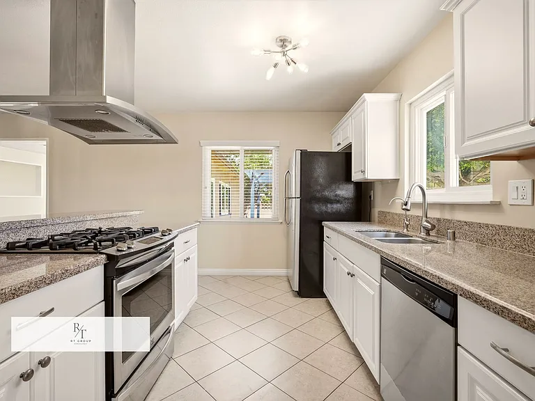 1225 W Glenmere St — Photo 25