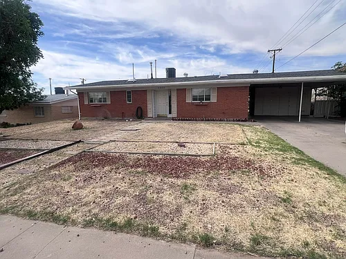 3500 Hercules Ave Photo 1