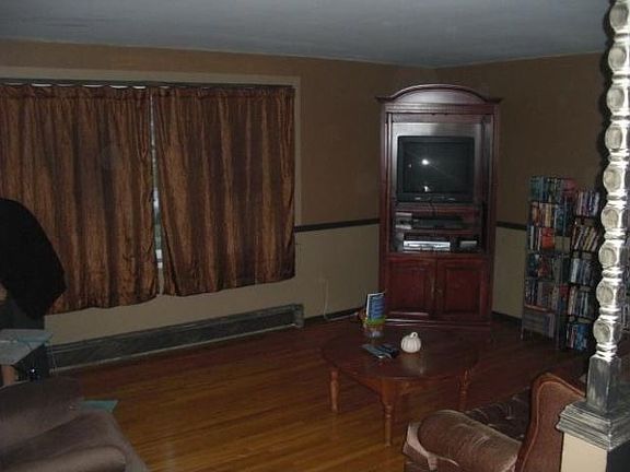2nd image of 108 Sandra Dr