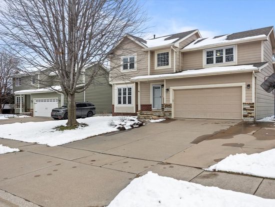 5425 NW 90th St, Johnston, IA 50131