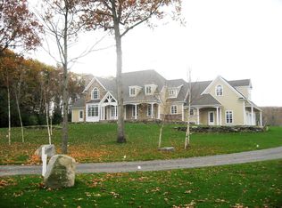 6 Autumn Rd, Wilbraham, MA 01095