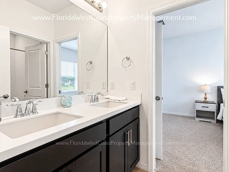 6394 Grandview Hill Ct — Photo 31