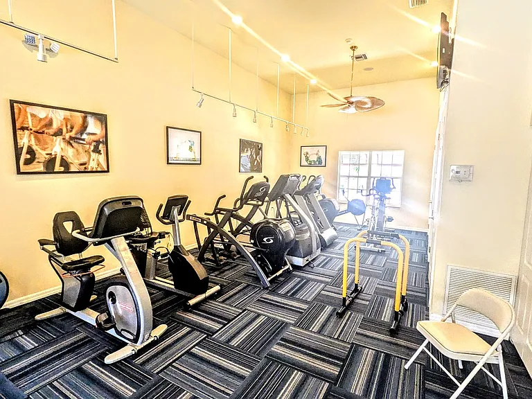 260 Hidden Bay Dr #504 — Photo 40