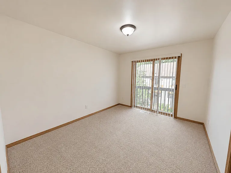 2285 S Thompson Dr — Photo 14